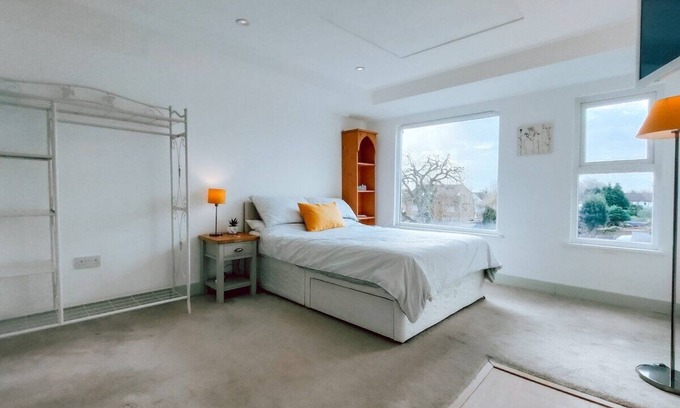 Ham Apartamento | The Isabella Studio by Richmond Park