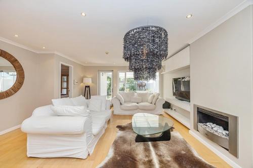 Milnerton Casa | The Island Beach Villa