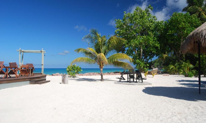 Anse Kerlan Hotel | The Islander Hotel