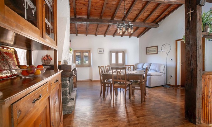 Pieve Fosciana Apartamento | The Abode of the Abraham-The Band