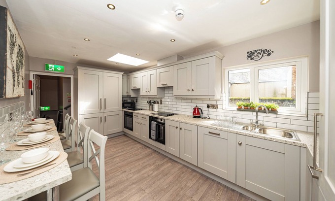 Londonderry Casa | The Ivy House on Clarendon