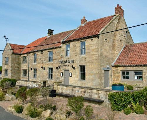 Saltburn-by-the-Sea Hotel | The Jack and Jill Coaching Inn