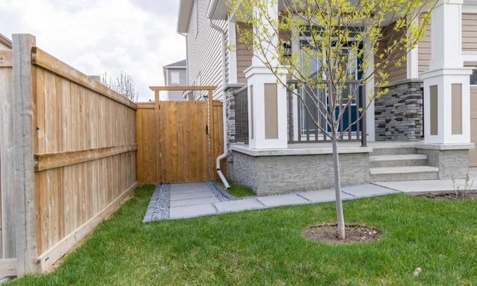 Airdrie Apartamento | The Jade Place