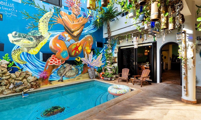 Isla Mujeres Apartamento | The Jardin Suite lower-level suite, poolside w/kitchen at Boutique Hotel
