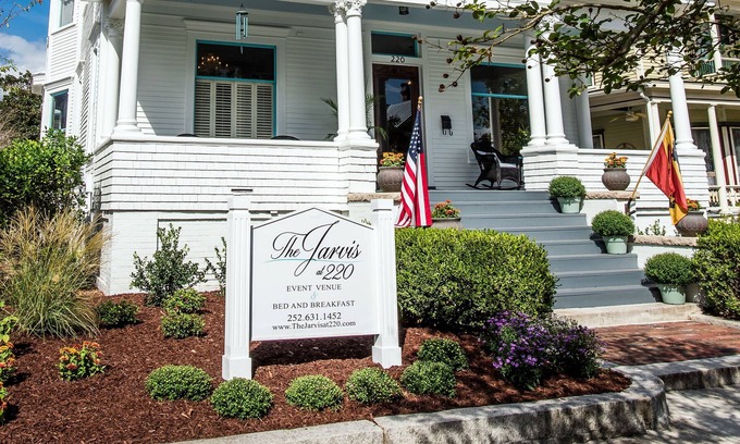 New Bern Cama Y Desayuno | The Jarvis at 220