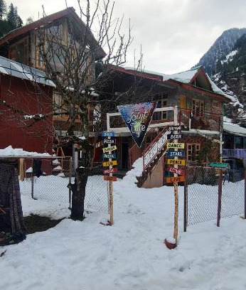 Old Manali Cama Y Desayuno | The Joint Cafe & Homestay India