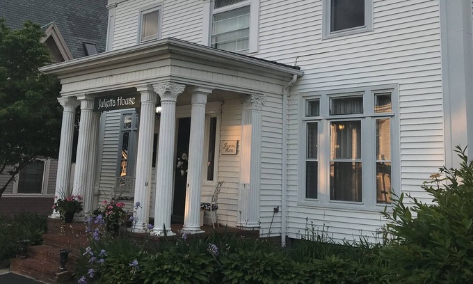 Gloucester Casa | The Julietta House