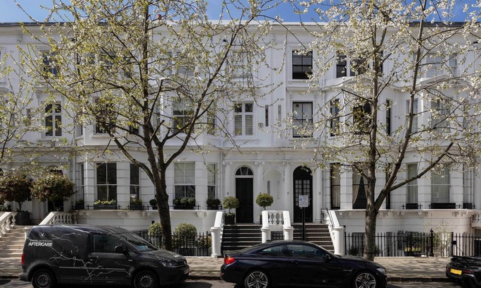 Campden Casa | The Kensington Townhouse, by Veeve