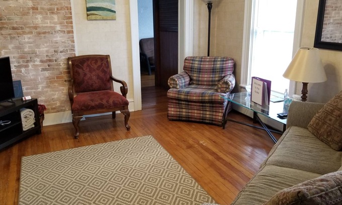 Seneca Falls Apartamento | The Keuka at Red Brick Manor