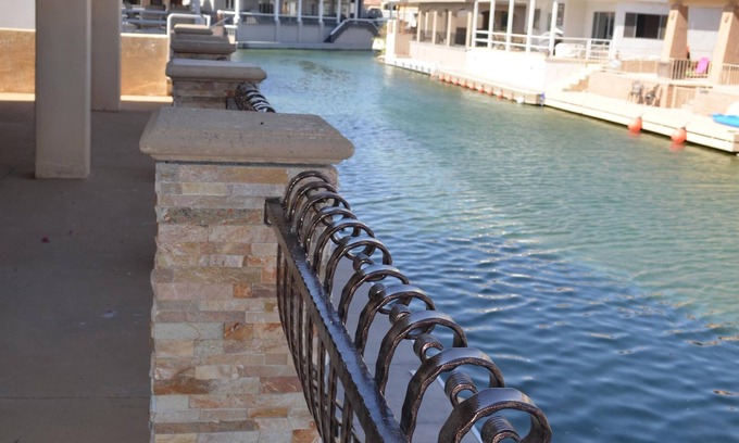 Moovalya Keys Casa | The KeyLargo House @ Lake Moovalya Keys; casa grande 6 camas 5ba + 2 lofts y muelle de 65 pies