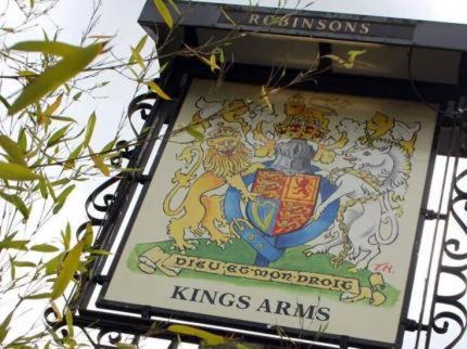 Wilmslow Cama Y Desayuno | The Kings Arms