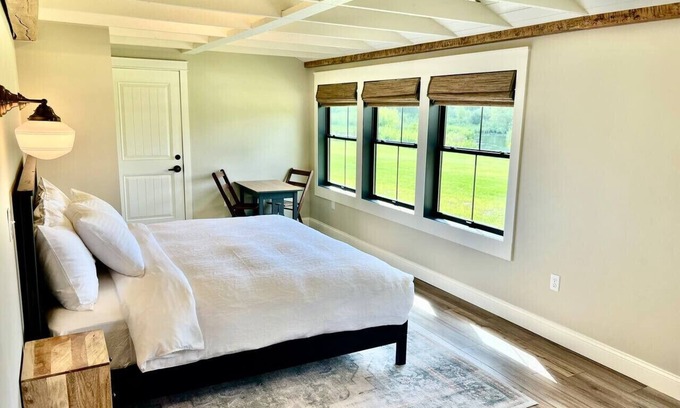 River Falls Otro | The Kinni Cottage - Dwell Riverfront Farmstay