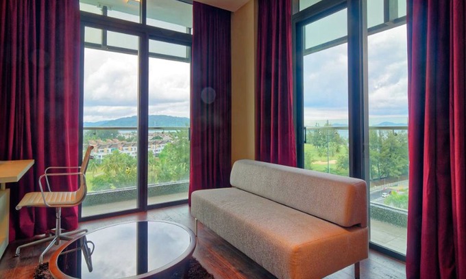 Downtown Kota Kinabalu Hotel | The Klagan Riverson Hotel & Residence