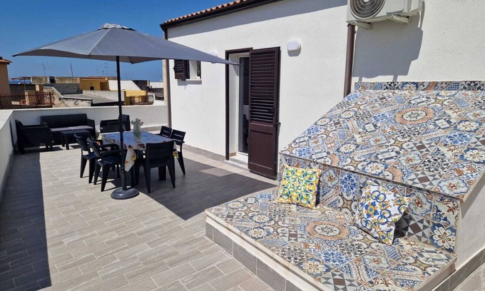Capaci Apartamento | The Knight Apartment