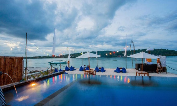 Ceningan Island Hotel | The Kubu221 Ceningan