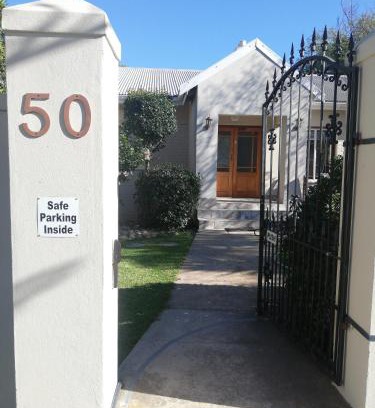 Ladismith Apartamento | The Ladi B&B