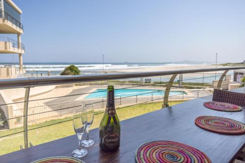 Lagoon Beach Apartamento | The Lagoon Beachfront Apartment