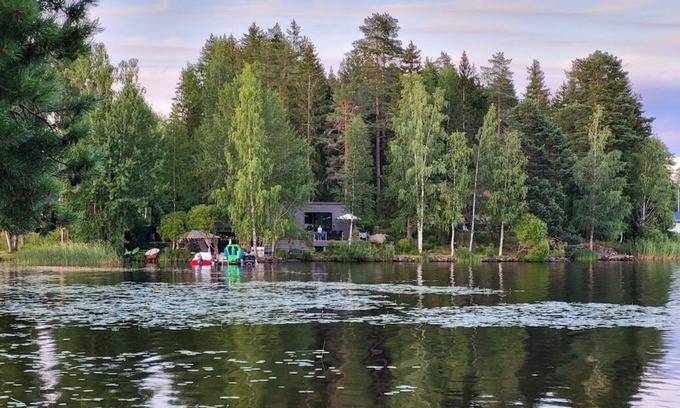 Sandviken Casa | The lake house - boats, beach, sauna and barbecue