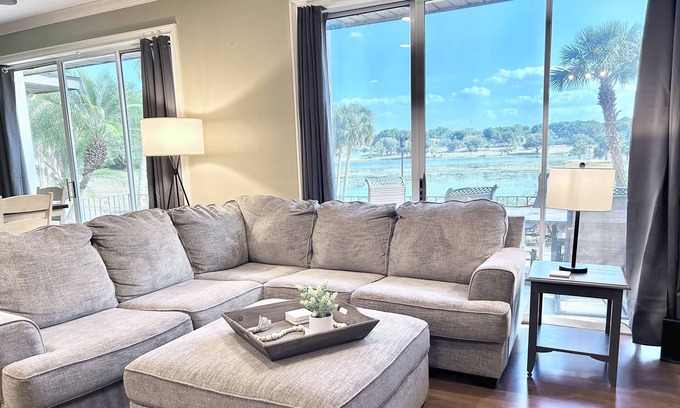 Eustis Casa | The Lake House Retreat