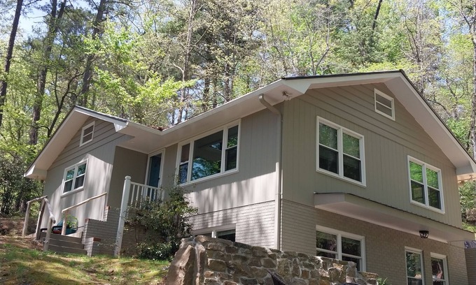 Lakemont Casa | The Lake Rabun Cove Stream House-Your Perfect North Georgia Mountain Escape