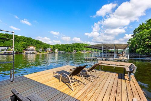 Camdenton Casa | The Lake Shack - Waterfront Life