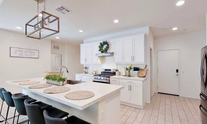 Lancaster Casa | The Lancaster Gem!