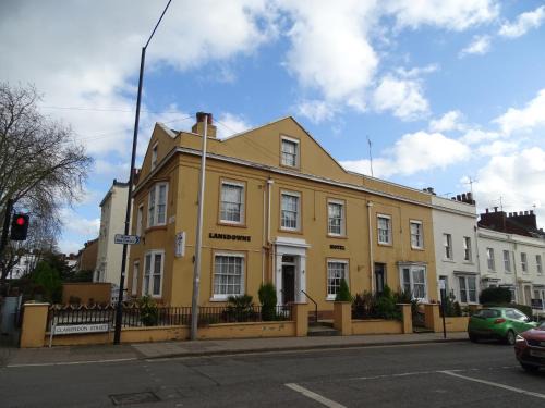 Leamington Spa Cama Y Desayuno | The Lansdowne