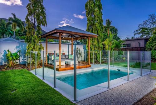 Palm Cove Villa | The Last Resort Villa 1
