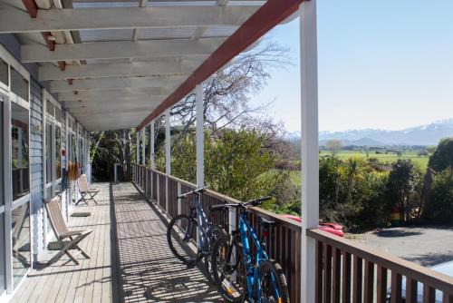 Kaikoura Cabina | The Lazy Shag Lodge