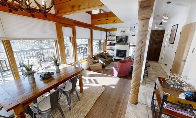 Taos Ski Valley Casa | The Lift Haus - Taos Ski Valley - New Property! - Elevator - Breathtaking Views