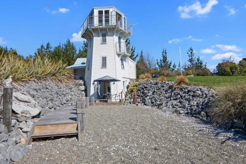 Tata Beach Casa | The Lighthouse - Ligar Bay Holiday Home