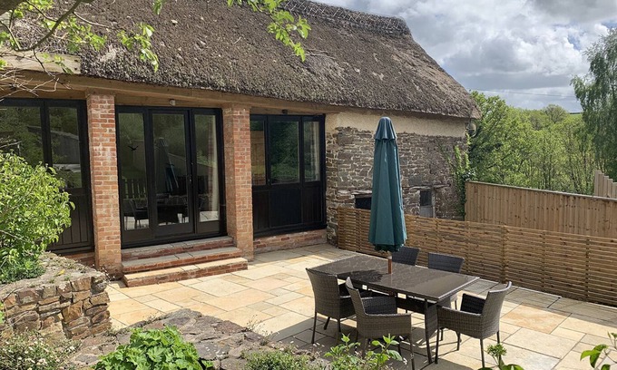 Kings Nympton Casa | The Linhay - granero de paja rural cerca de gran pub