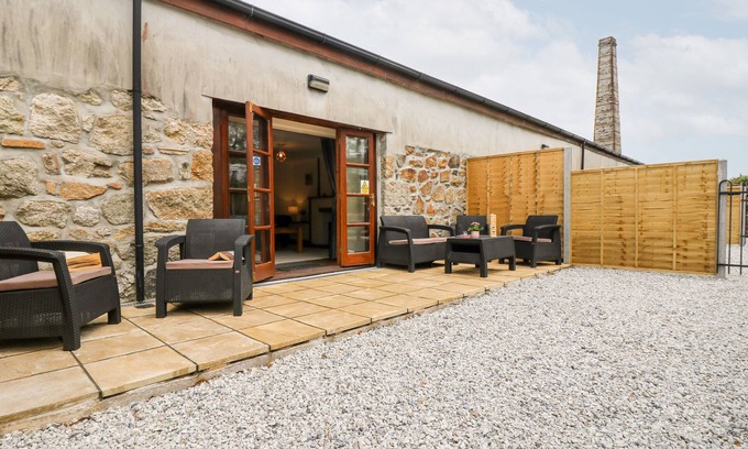 Stenalees Cabaña | THE LINNEY@THE WEST DRY, family friendly, with a garden in St Austell