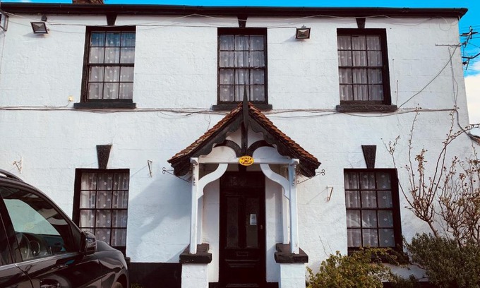 Aldershot Casa | The Lion Brewery