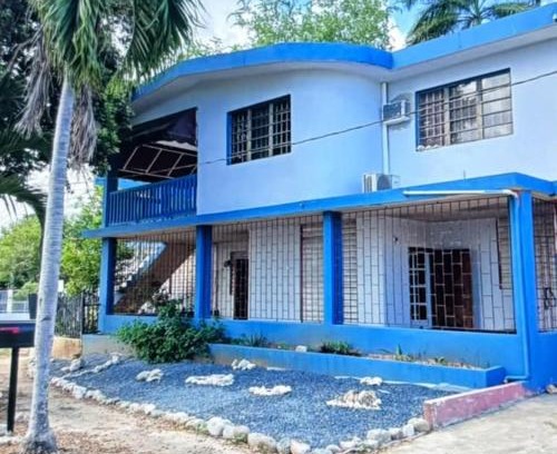 Jayuya Casa | The Little Blue House