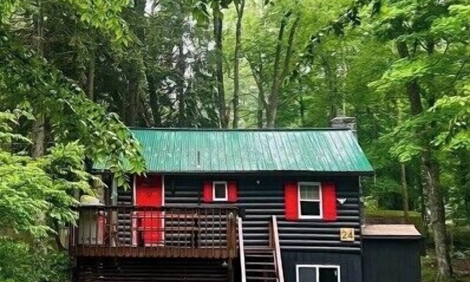 Smallwood Cabina | The little cabin that could…