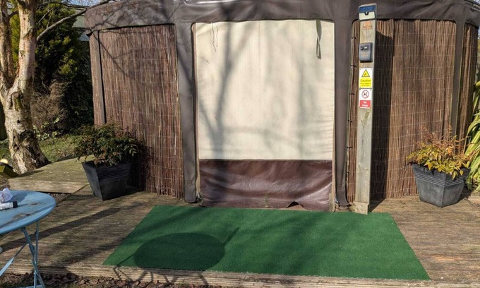 York Alquiler De RV | Yurt-Baño compartido