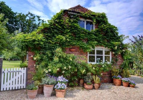Rolvenden Casa | The Little House
