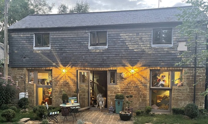 Sibford Gower Cabaña | The Little House in Cotswolds - a little bit of luxury