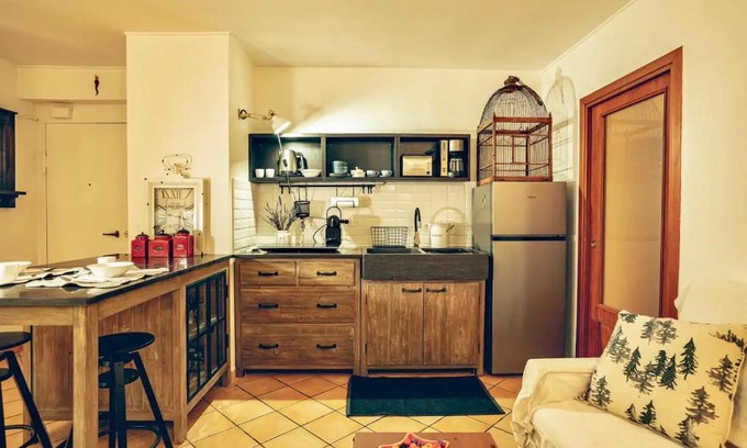 Chiaia Casa | The Little House in Napoli