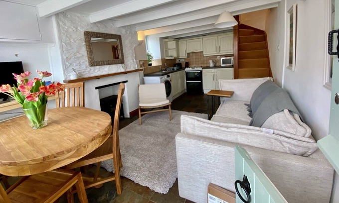 Pentewan Cabaña | Rural-Baño Privado-Vista al Puerto-The Little Lighthouse