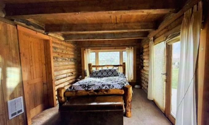 Turnerville Casa | The Little Moose Ranch