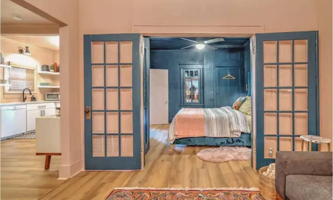 Joplin Casa | The Little Pink Flamingo on Fourth Clean + Cozy