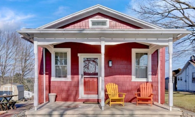 Kenhorst Casa | The Little Red Cottage!