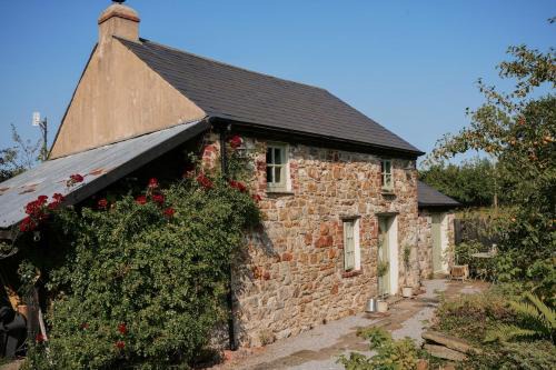 Bryncethin Casa | The Little Welsh Cottage