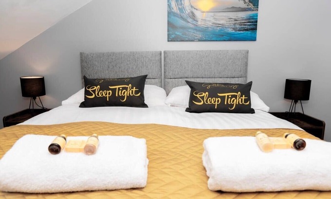 Wrexham Apartamento | The Llangollen - Berwyn House | Central Wrexham