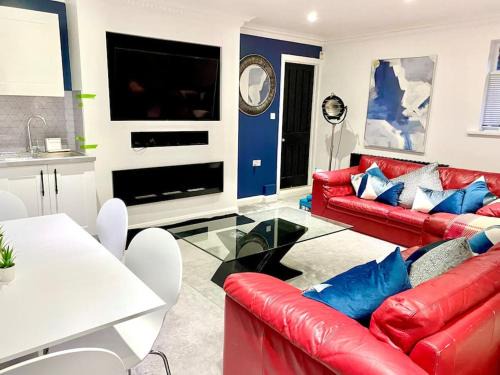 Mumbles Apartamento | The Lodge Annex - immaculate coastal property