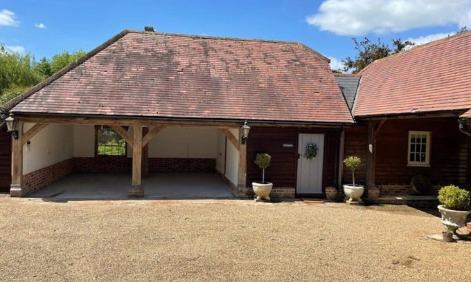 Sudbury Cama Y Desayuno | The Lodge at Briar house .