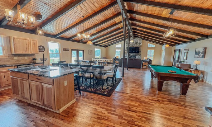 Rockbridge Cabina | The Lodge at Hocking Hills - 2 Hot Tubs 🔥 6 acres - Lake access