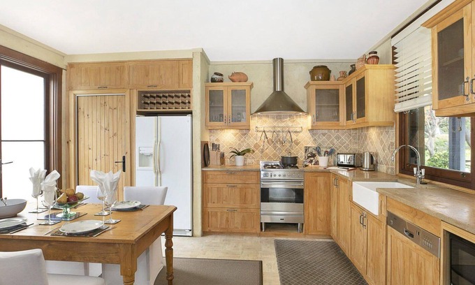 Robertson Casa | The Lodge at Linden Hall - access to swimming pool